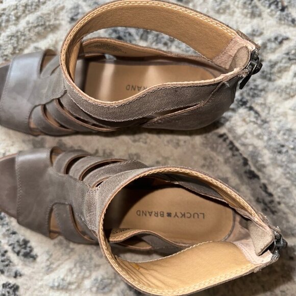 Lucky Brand Brown Leather Suede Cut Out Heel Sandals Women's 10 - Picture 5 of 9